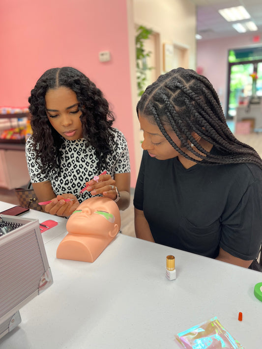 1on1 Eyelash Extensions Training